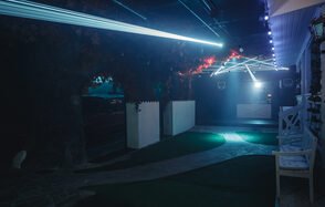 Poison House Зонированный лофт с террасой