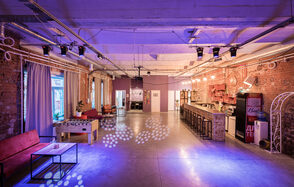 COM.NATA. Лофт-пространство в красном кирпиче 