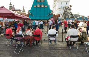 Vernissage Крыша для концертов и торжеств
