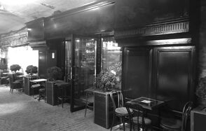 Edward`s pub. Лофт в стиле английского паба 