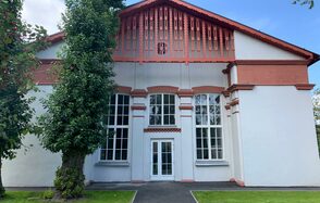 Лофт Космос. Белый лофт в особняке