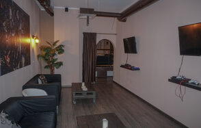 Двухуровневое лофт-пространство