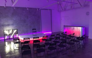 Qweex Campus Неоновый лофт на Савеловской