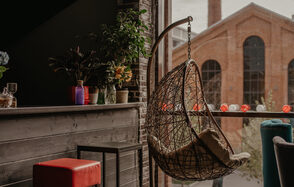 Над Москвой Светлый лофт с высокими потолками