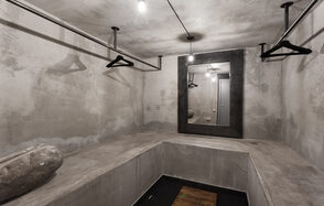 Замес Светлый лофт с диванчиками на Пролетарской