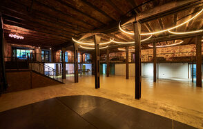 Campus Loft. Двухуровневое лофт-пространство для масштабных 