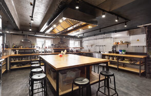 Замес Лофт с оборудованной кухней на Пролетарской 