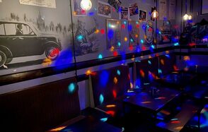 Паб Москвич Лофт с крафтовым баром на Волгоградском проспект