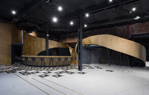 Sala banchetti con decorazioni di design 