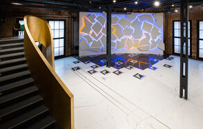 Sala banchetti con decorazioni di design 