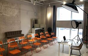 Qweex Campus Стильный лофт с высокими потолками