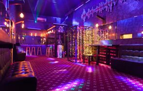 Дизайнерский лофт на набережной