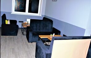 Лофт-кальянная с игровыми приставками