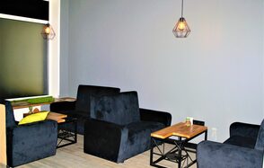 Лофт-кальянная с игровыми приставками