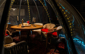 Igloobar Шатер на крыше