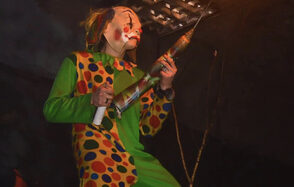 Не тот цирк. Лофт с экзотическим интерьером