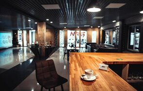 Брутальный лофт с барной стойкой