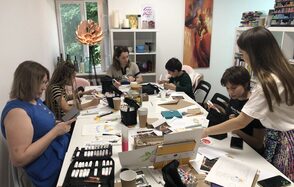 Светлый зал для творческих встреч, мастер-классов