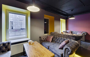 Hustle Lounge Bar в центре города