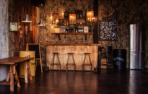 Mirseliz. Лофт с панорамным окном во всю стену