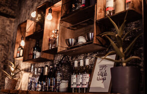 Mirseliz. Лофт с панорамным окном во всю стену