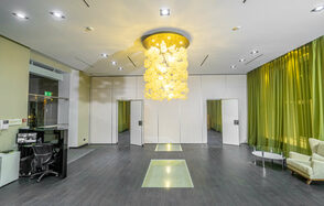 DOM25. Двухэтажный особняк для мероприятий