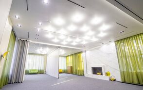 DOM25. Двухэтажный особняк для мероприятий