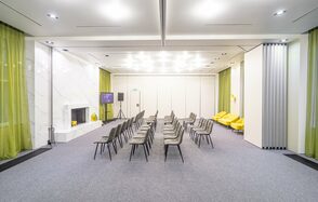 DOM25. Двухэтажный особняк для мероприятий