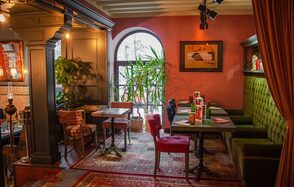 Le Jardin Лофт в стиле эпохи авангарда