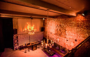 KROV loft. Двухэтажный лофт с кальянами