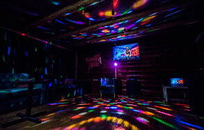 EmpireLoft Лофт в стиле "охотничий домик"