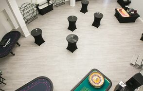 Министерство кейтеринг Белый зал со сценой