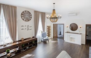 LOFT BANKET. Стилизованный лофт в светло-бежевых тонах