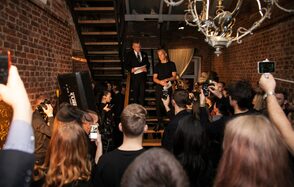  Двухэтажная лофт галерея