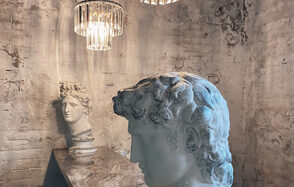 SoldOut Lофт. Лофт-пространство с панорамными окнами