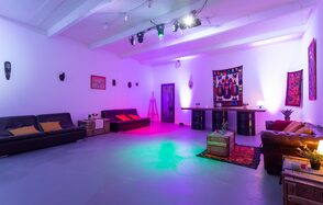 Лофт в минималистичном стиле с верандой