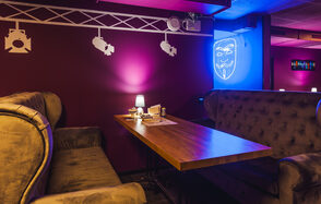 Cinema Лофт-кальянная в стиле кино