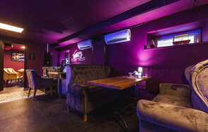 Cinema Лофт-кальянная в стиле кино