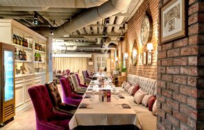 Совмещённый банкетный зал в итальянском стиле