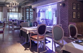 Большой банкетный зал в итальянском стиле