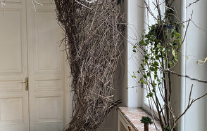 Bright room with a fireplace and high ceilings