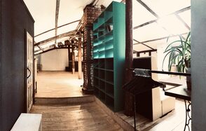 Roof Hooty Place Лофт-мансарда