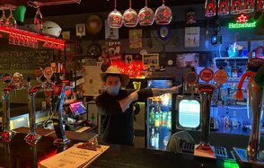 Бар под закрытие в стиле дикого запада