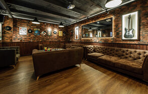 Лофт с музыкальным оформлением