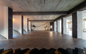 Лофт с белоснежными арками