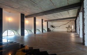 Лофт с белоснежными арками