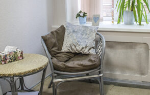 Light room for individual consultations