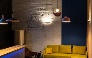 Дизайнерский лофт с высокими потолками