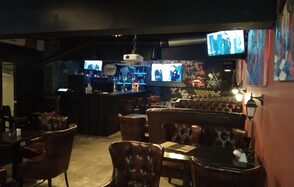 LOFT ART Бар с кожаными креслами