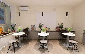 Q Art Место встреч на Цветном бульваре